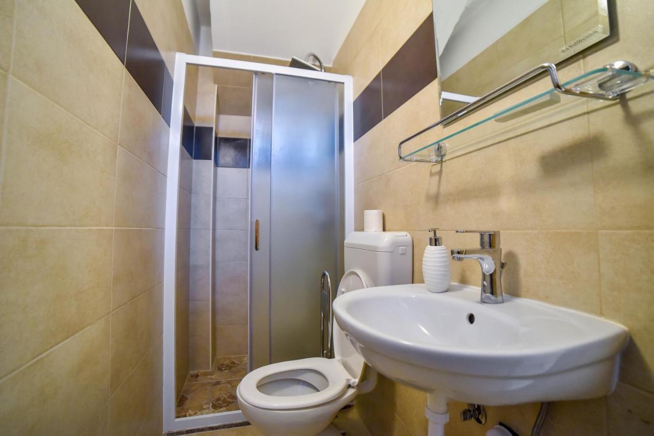 Hostel ซินย์ ภายนอก รูปภาพ