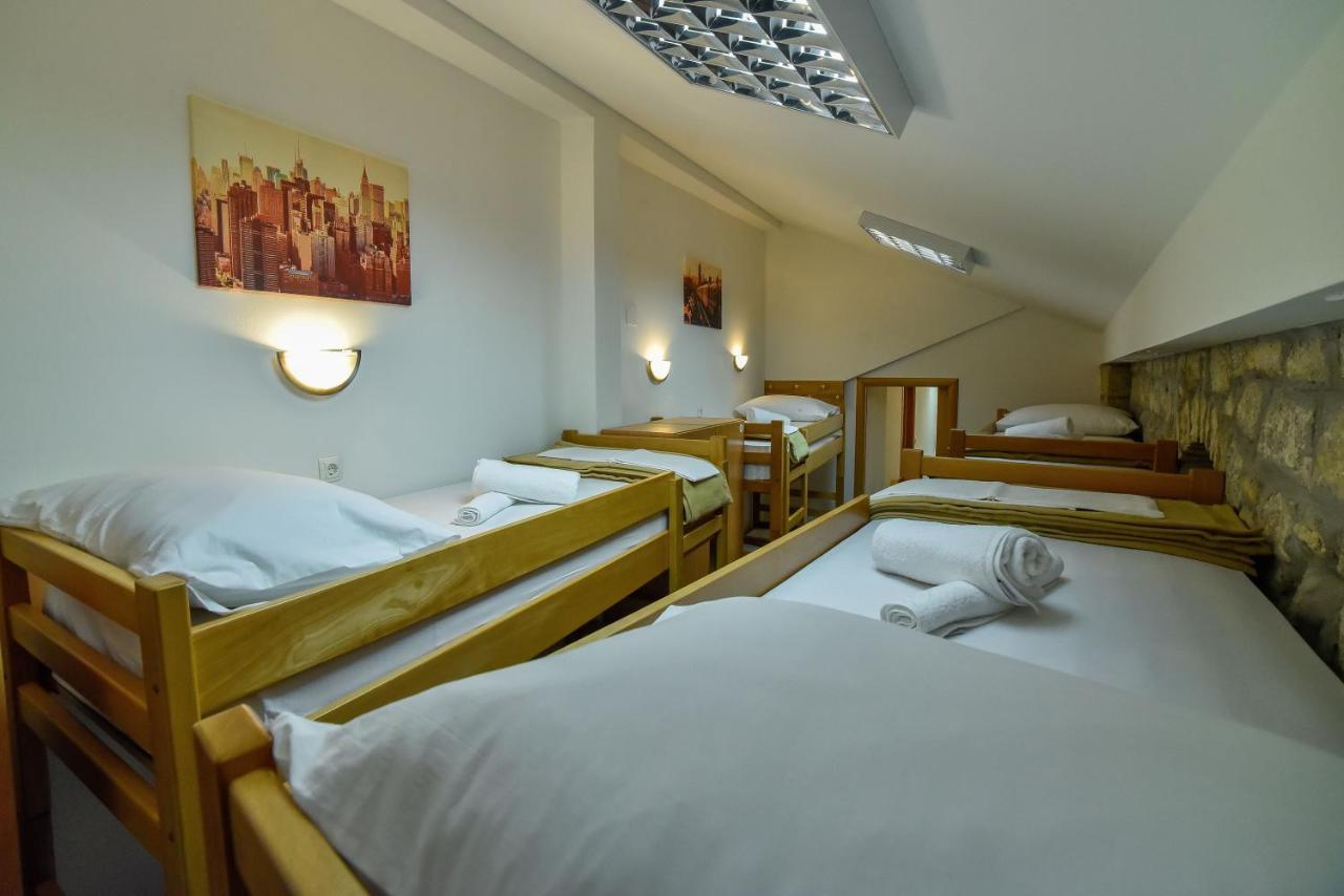 Hostel ซินย์ ภายนอก รูปภาพ