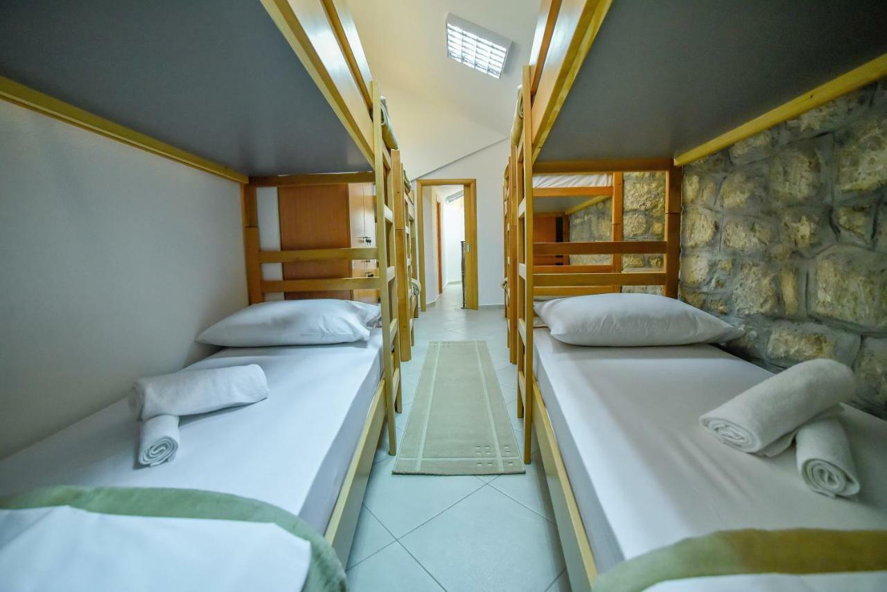 Hostel ซินย์ ภายนอก รูปภาพ